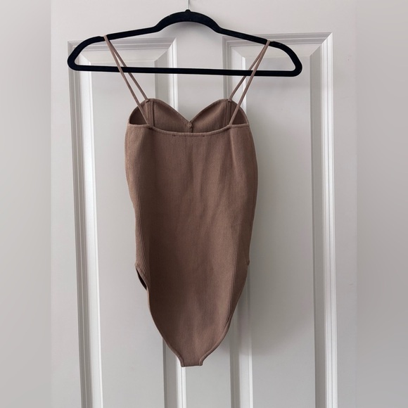 Zara Camel Brown Ribbed Bodysuit NWT - Picture 2 of 2